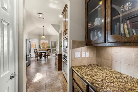 Entry Way - 12205 Durango Root Dr, Fort Worth, TX 76244 photo 2 of 5