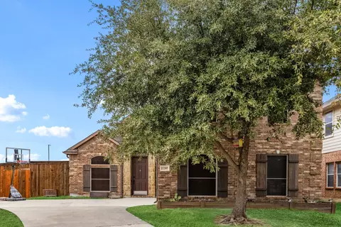 Exterior - 12205 Durango Root Dr, Fort Worth, TX 76244 photo 2 of 5