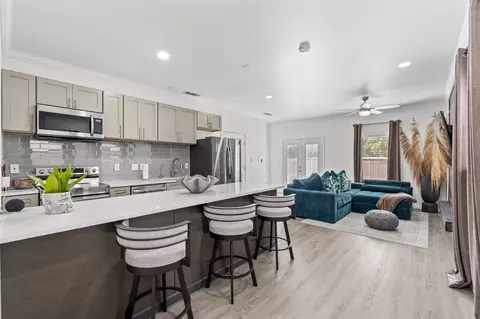 3144 Harmon St, Dallas, TX 75215