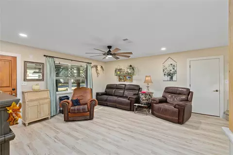 202 Poco St, Bangs, TX 76823 photo 4