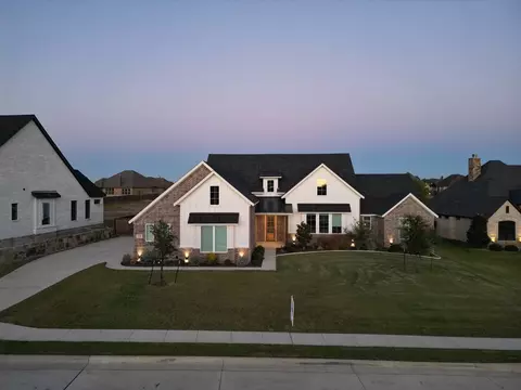 2020 Vanderbilt Dr, Weatherford, TX 76088