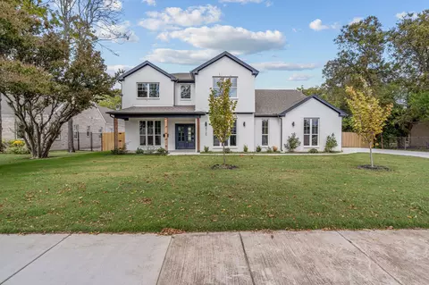 5720 Randolph Ct, Westworth Village, TX 76114