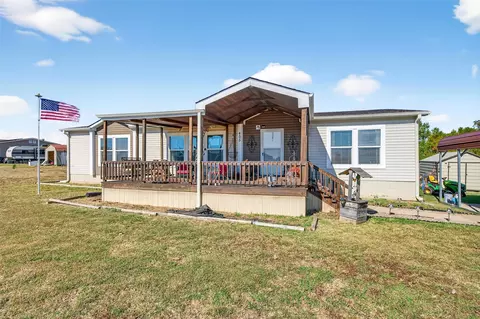 405 Stetson Dr, Southmayd, TX 76268
