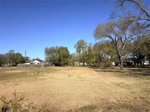 712 S 2nd St, Dawson, TX 76639