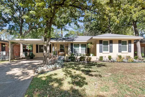 1407 Bluebonnet Trl, Arlington, TX 76013