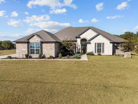 304 Zion Forest Trl, Poolville, TX 76487