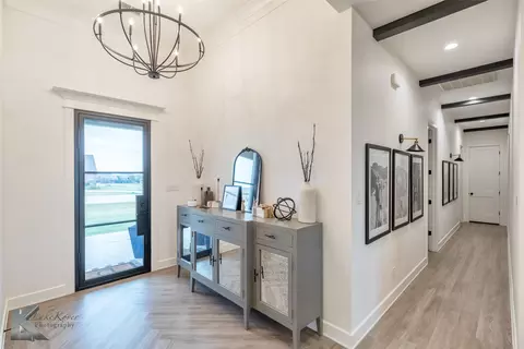 Entry Way - 202 Spring Gap Ave, Abilene, TX 79606 photo 1 of 1