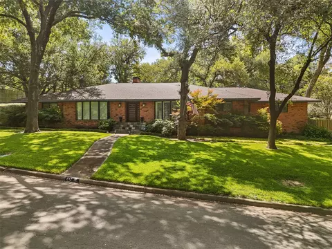 612 N Manus Dr, Dallas, TX 75224