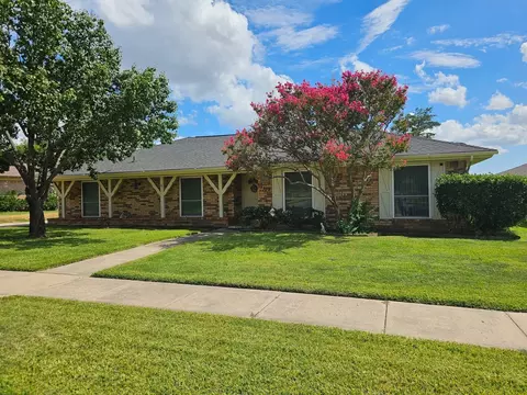 3412 Peachtree Ln, Pantego, TX 76013