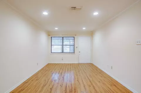 Living - 856 Broadway Ave, Euless, TX 76040 photo 1 of 10