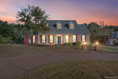 404 Greenwood Ln, Waco, TX 76705