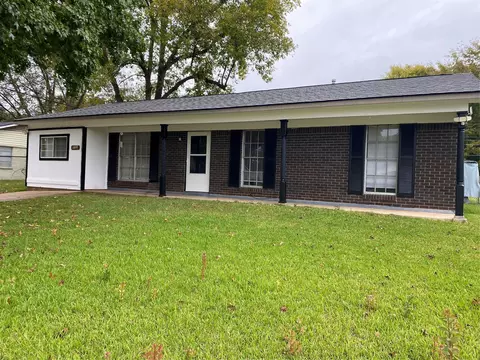 4303 Burdine St, Bossier City, LA 71111