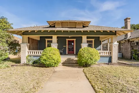 3105 S Adams St, Fort Worth, TX 76110