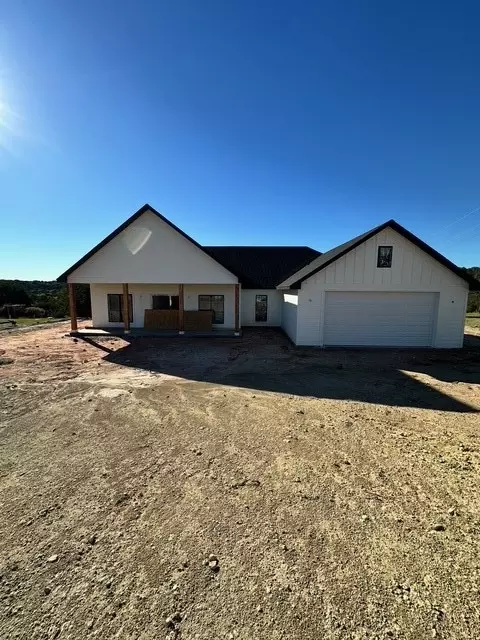 1670 Beacon Lake Dr, Bluff Dale, TX 76433