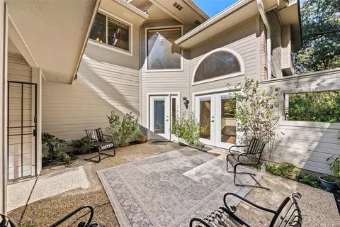 Exterior - 3825 N 30th St, Waco, TX 76708 photo 2 of 16