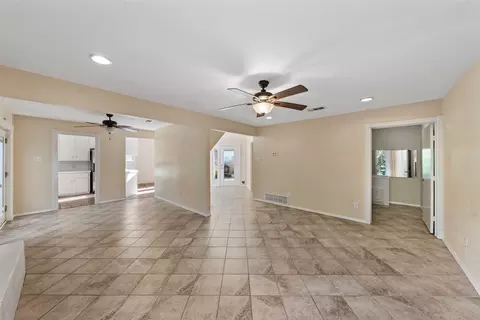 Living - 3825 N 30th St, Waco, TX 76708 photo 3 of 3