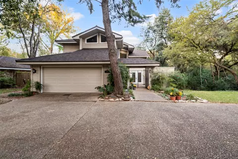 Exterior - 3825 N 30th St, Waco, TX 76708 photo 11 of 16