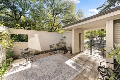 Exterior - 3825 N 30th St, Waco, TX 76708 photo 10 of 16