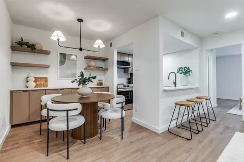 4525 Gilbert Ave #202, Dallas, TX 75219
