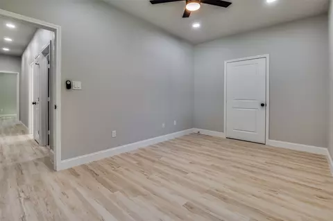 Bedroom - 208 Splitrail Dr, Tool, TX 75143 photo 4 of 4