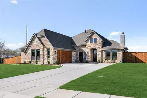 307 Spring Cir, Red Oak, TX 75154