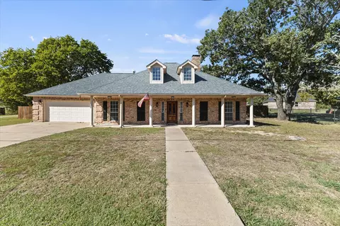 117 Indian Oaks Trl, West Tawakoni, TX 75474