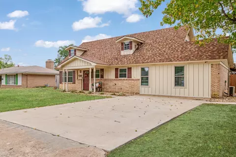 3276 Cleveland St, Paris, TX 75460