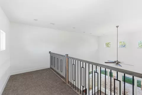 Entry Way - 1552 Lakeridge Blvd, Sunset, TX 76270 photo 3 of 3