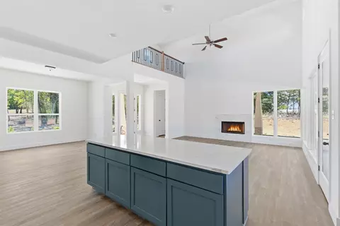 Living - 1552 Lakeridge Blvd, Sunset, TX 76270 photo 3 of 4
