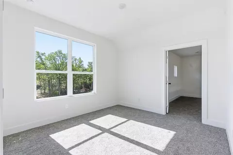 Bedroom - 1552 Lakeridge Blvd, Sunset, TX 76270 photo 3 of 3