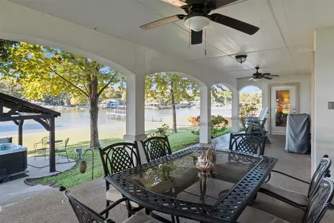 189 Ben Lacy Dr, Gun Barrel City, TX 75156