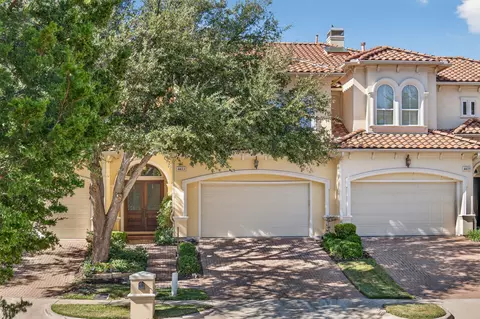 4423 Lena Ln, Irving, TX 75038