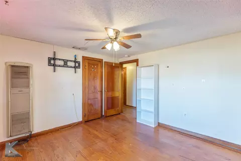Bedroom - 405 S Hinton St, Benjamin, TX 79505 photo 2 of 2