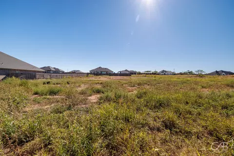 219 Beechcraft Rd, Abilene, TX 79602 photo 2