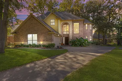 5905 Riverbend Pl, Fort Worth, TX 76112