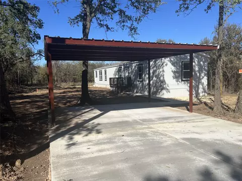 367 Sleepy Meadow Dr, Bridgeport, TX 76426