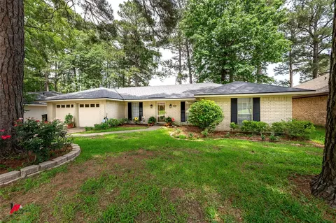 9507 Chapparral Ln, Shreveport, LA 71118