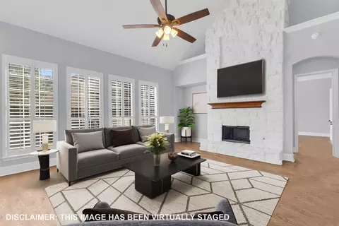 Living - 4306 Mitchell Ln, Rowlett, TX 75088 photo 1 of 3