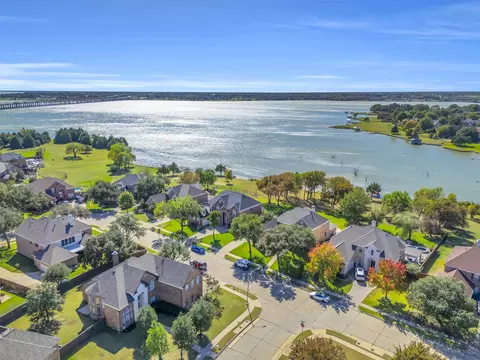View/Area - 4306 Mitchell Ln, Rowlett, TX 75088 photo 6 of 7