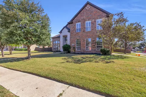 Exterior - 4306 Mitchell Ln, Rowlett, TX 75088 photo 2 of 5