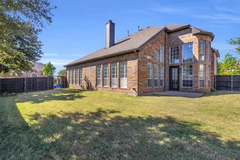 Exterior - 4306 Mitchell Ln, Rowlett, TX 75088 photo 4 of 5