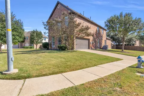 Exterior - 4306 Mitchell Ln, Rowlett, TX 75088 photo 3 of 5