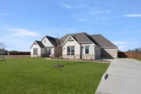 141 Hollingsworth Ln, Oak Leaf, TX 75154