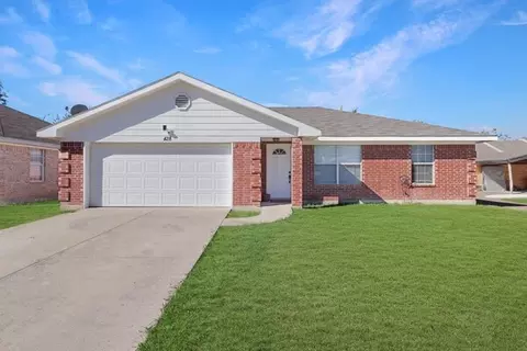 428 S Las Vegas Trl, White Settlement, TX 76108