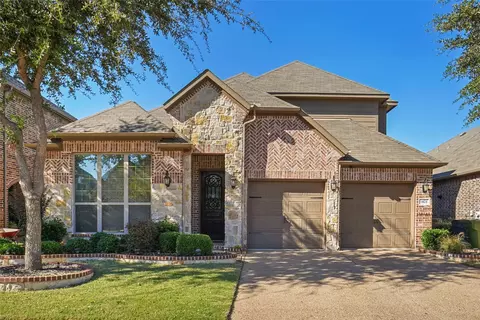 1021 Olivia Dr, Lewisville, TX 75067