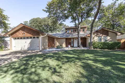 4815 Ridgeline Dr, Arlington, TX 76017