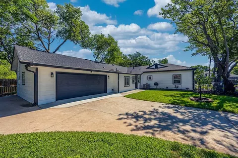 2504 Guilford Rd, Fort Worth, TX 76107