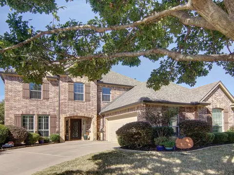 3309 Texas Trail Ct, Hurst, TX 76054