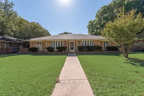1916 Ports O Call Dr, Plano, TX 75075