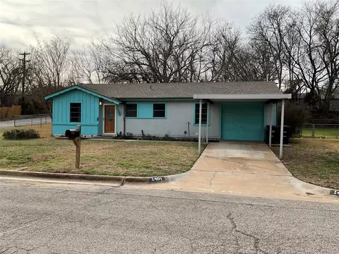 1401 W Ball St, Weatherford, TX 76086